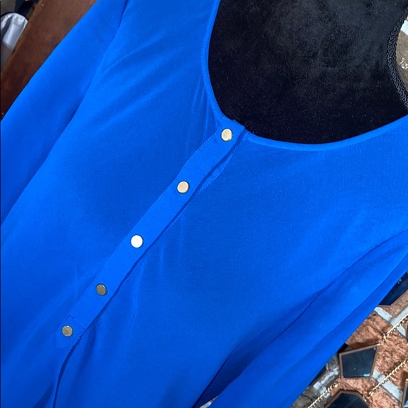 💙 RW&CO Royal Blue Blouse - Picture 4 of 7